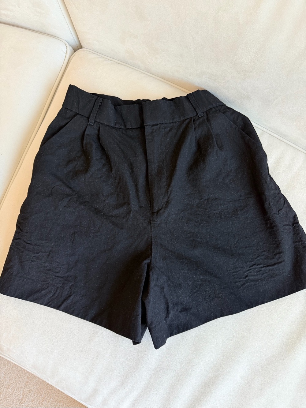 Zara Women's Black High-Waist Shorts